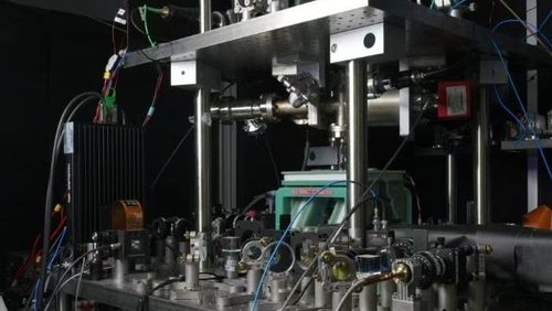 我國首個光量子計算機制造工廠落地深圳，填補全球規?；a空白